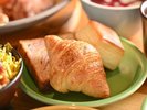 【朝食ビュッフェ】季節のパンや北海道ミルクパンをご賞味いただけます◎