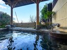 ≪大浴場・露天風呂≫無色透明のアルカリ性単純泉「新美里温泉長寿の湯」