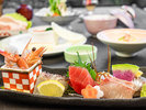 2026年1月2月《お献立の一例》お造り:鮪、鰤平、鯛、鯵、天使の海老♪
