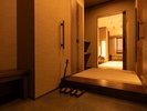 【201花緑青】入口玄関