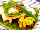 2026年5月6月《お献立一例》焼物:鰈トマト味噌焼 彩り野菜のマリネと一緒に♪