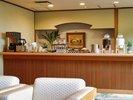 【ロビー】ウェルカムドリンクコーナー/提供時間…15:00〜18:00、8:00〜10:00
