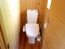 全棟トイレは暖房便座、温水シャワーで安心です^^