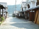江戸末期廻船問屋の面影残る風光明媚な美々津の街並みまでお車で30分です。