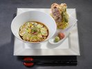 メイン 島野菜天ぷらとシークヮーサー蕎麦(冷)