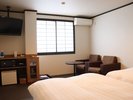 【Eタイプ】洋室 海側のお部屋ではございません。