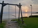 夕陽とブランコ