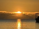 ビーチの夕景