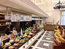 朝食ビュッフェ(2階OMOカフェ&バル)