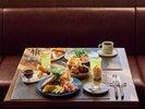 朝食ビュッフェ(2階OMOカフェ&バル)