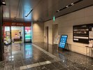 京阪線 渡辺橋駅 2番出口(中之島ダイビル内)経路B ビルに入ったら左側が郵便局となります。