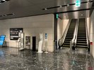 京阪線 渡辺橋駅 2番出口(中之島ダイビル内)経路C エスカレーターで地下2階から地上まで