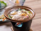 *夕食一例/お鍋はお席に着かれた際に点火。新鮮な海と山のフルコースをご堪能ください。