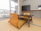 座椅子と座布団も常に清潔にご用意しております