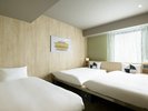 ツインルーム(2-3名定員)は3名定員の場合はソファーベッドをご利用いただきます。