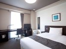 <客室>シングルルーム 幅140cmベッド×1台