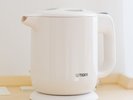 <客室備品>電気ケトル 全客室にあり