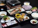朝から豪華に辻のやの和朝食(四季朝食イメージ)