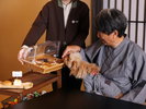 【アニバーサリープラン】愛犬用デザートワゴンにわんちゃんも興味津々