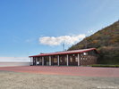 【ほぼの駅AKAGI】糸井重里が「希望への出発の駅」にと願いを込め、旧ケーブルカー駅舎を再生し誕生