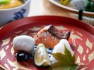 【朝食】優しい味の由布院サーモンの塩麴焼きと里芋田楽味噌添え