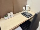 広々デスクでビジネスの方にも!!