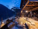 【露天風呂】景色を眺めながら癒しのひとときを。