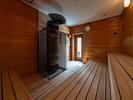 【低温サウナ】低温サウナで体を温め、デトックス効果も期待できます。