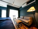 �yNew York-Brooklyn style�z������������u���b�N�����X�^�C���̋q���ŁA�̂�т�Ɣ�������B