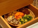 【夕食バイキング】かぼす湯けむり蒸し 季節と仕入れにより内容は変わります。※イメージ