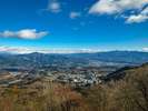 冬の伊香保温泉を見下ろす。