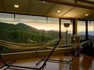 【新客室】「心寧-kokone-」標高800mからの夕焼けは最高の眺めです。