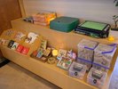 貸出コーナーにはボードゲームやカードゲームを取り揃えております。