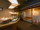 大浴場入り口にはヘアゴム・くしなどアメニティがございますので、ご自由にお持ちください。