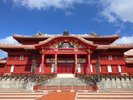 【首里城】ゆいレールで県庁前駅から首里駅まで8駅約16分。
