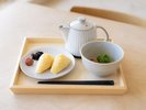 【暮らしの発酵 DELI&CAFE】塩麹おいなりと発酵かちゅー湯のお味噌汁