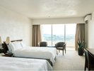 明るく落ち着いた客室で、思い思いのリラックスタイムを