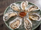 オイスターバー「HAKODATE OYSTERS 1854」新鮮な牡蠣をお楽しみください