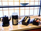 【山翠スイート】カプセル式コーヒーマシン、地元産のお茶など各種お飲み物をご用意しております