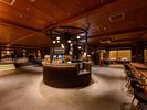 ジュースやお茶、ワインなど多彩なドリンクをご用意。湯上りのひとときにどうぞ