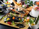 【特選熊野会席】伊勢海老やクエ、熊野牛など紀州の旬を味わう、スイートルーム限定の会席です(料理例)