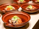 ディナーバイキングで猪鍋など日替わりで地元食材の小鍋をお楽しみください