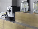 ラウンジ/セルフドリンクサービス