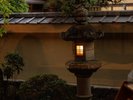 中庭の夕景