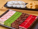 抹茶、チョコレートのケーキや、わらびもち、大福など日替わりデザートを楽しみ下さい。