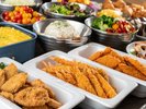 朝食ビュッフェ エビフライやロースカツもございます。