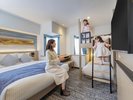 ファミリールーム(イメージ) 広さ:23.4u ベッド:160cm×1台、2段ベッド(105cm×2台)