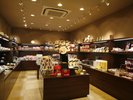 *【売店(御幸荘花結び内)】旅の思い出にぴったりの特産品を取り揃えております。