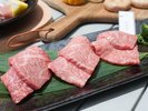 石垣牛を炭火でさっと炙り贅沢な味わい
