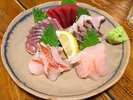 新鮮な島魚のお刺身はぷりぷり